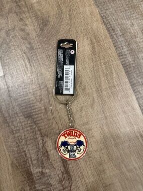 MLB Twins Red White Blue Round Keychain